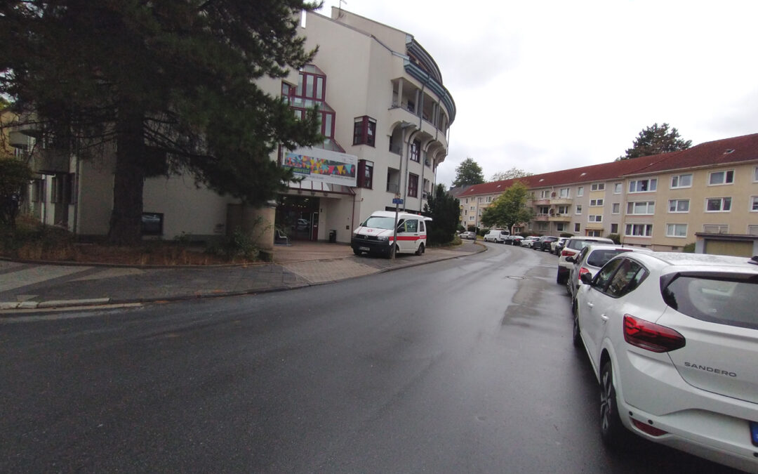 Am St. Anna-Stift in Altenbochum muss Tempo 30 erkennbar sein